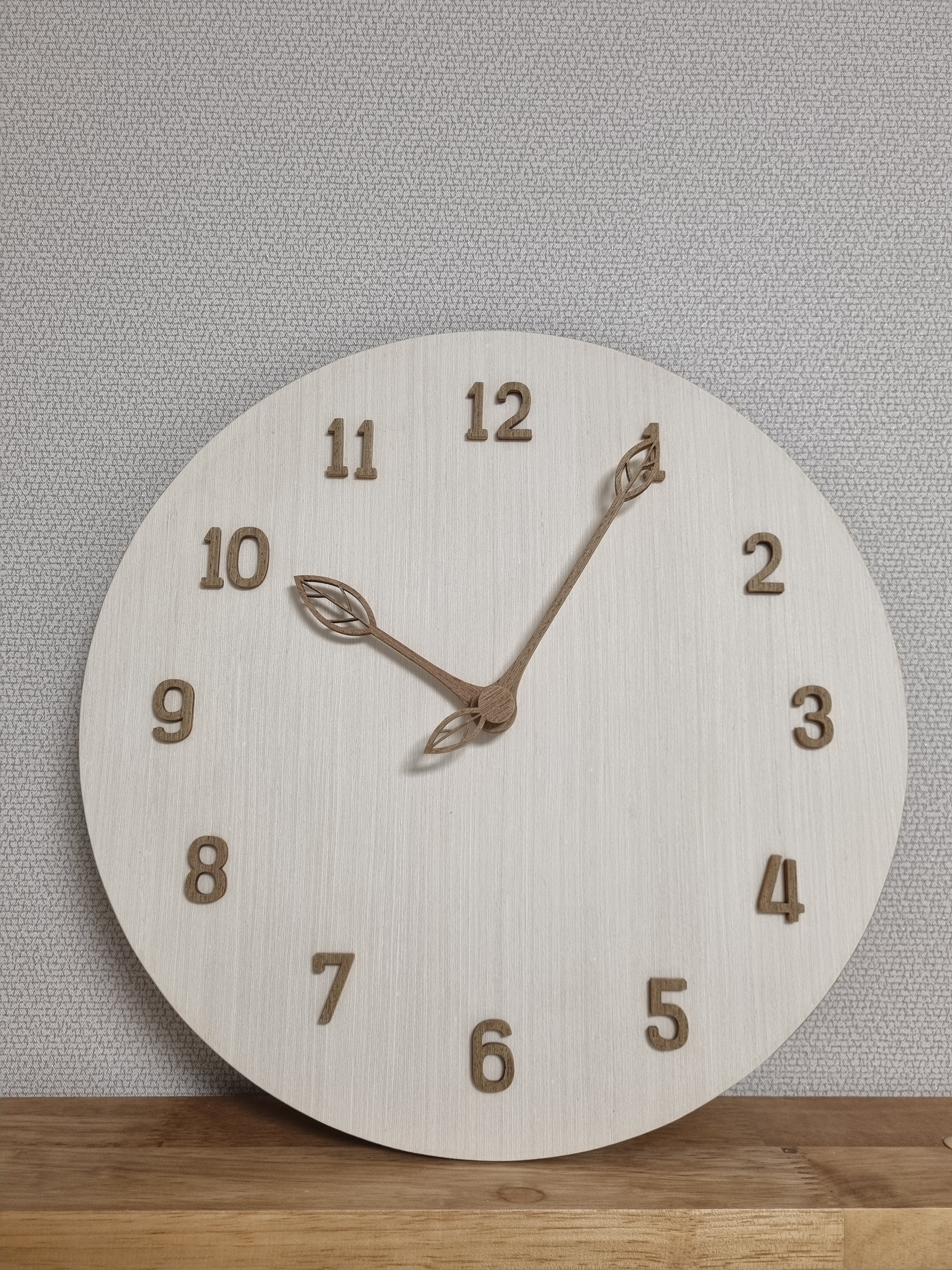 Wood Nature Leaf Wall Clock user photo