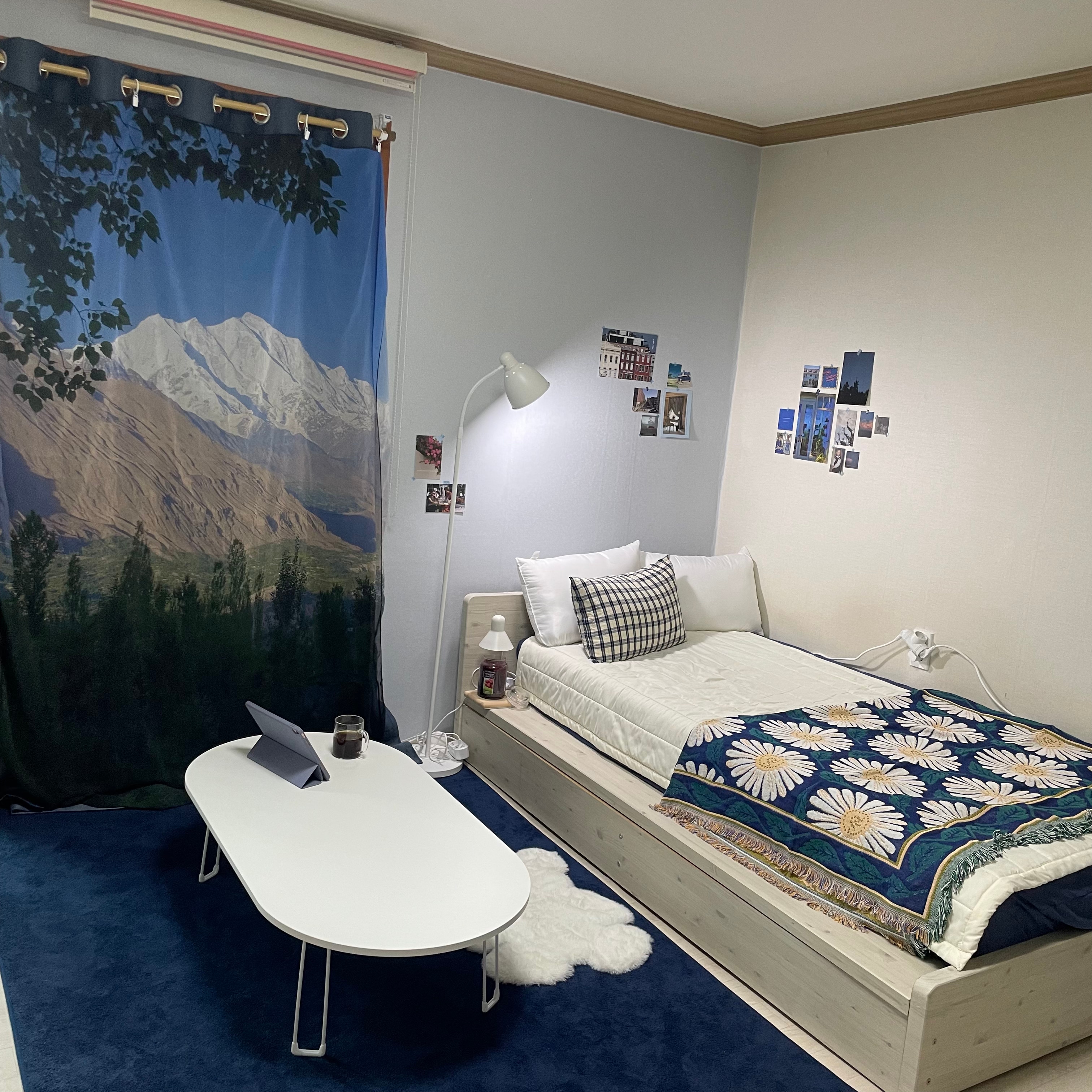 Foldable Oval Low Coffee Table user photo