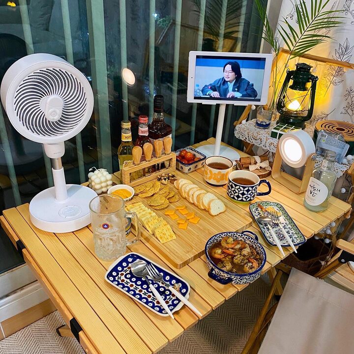 short form carousel card thumbnail