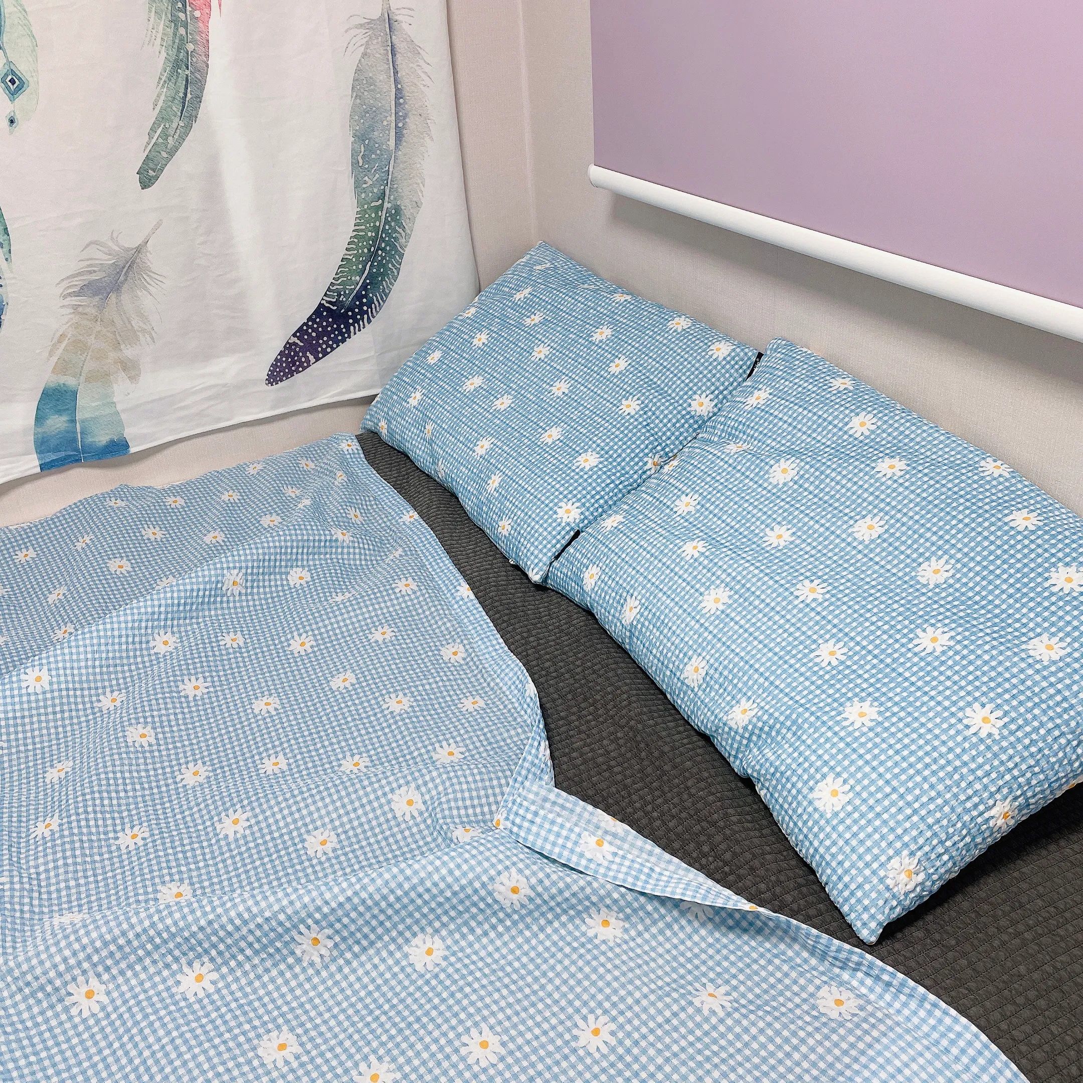 Summer Romance Seersucker Light Blanket + Pillowcase Set user photo