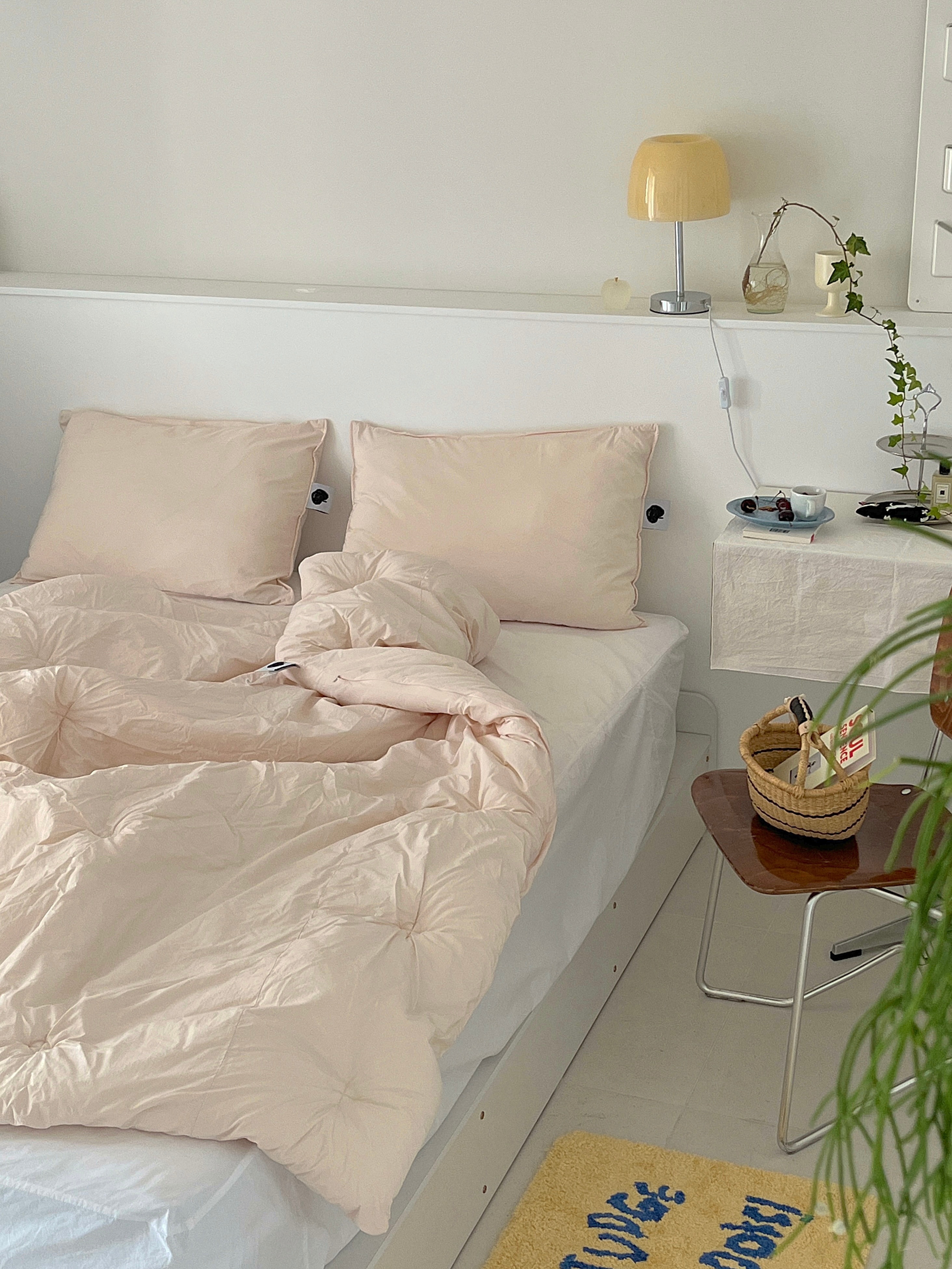Soft Apple Blend Comforter & Pillow Set user photo