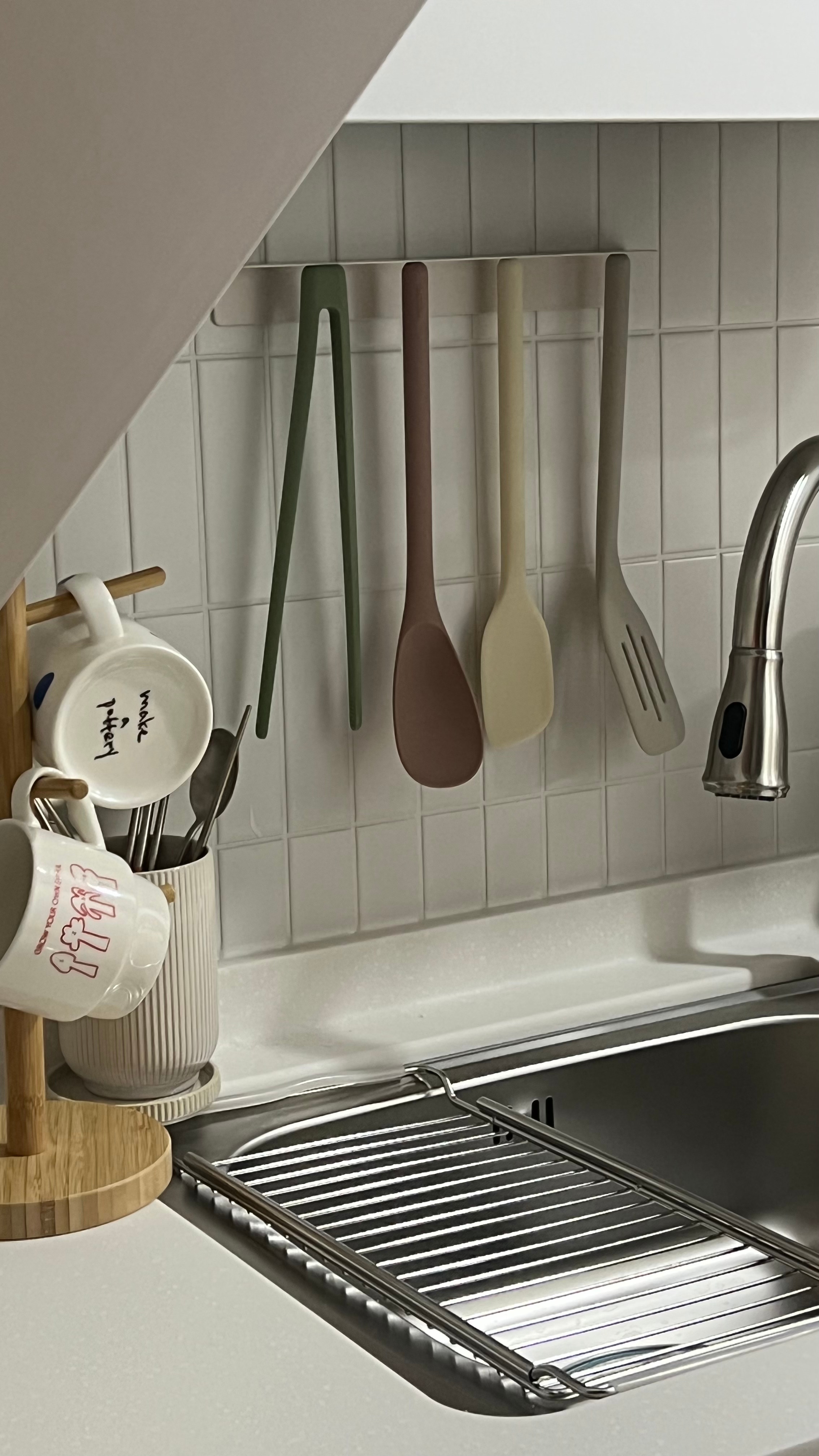 Seoul Minimalist Matte Spoon & Chopstick Set for 4 (8-Piece) user photo