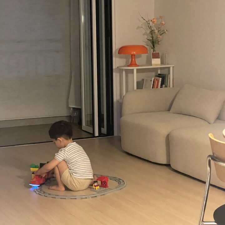 short form carousel card thumbnail