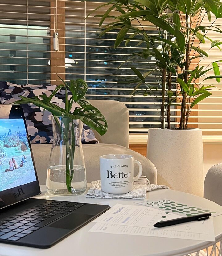 short form carousel card thumbnail