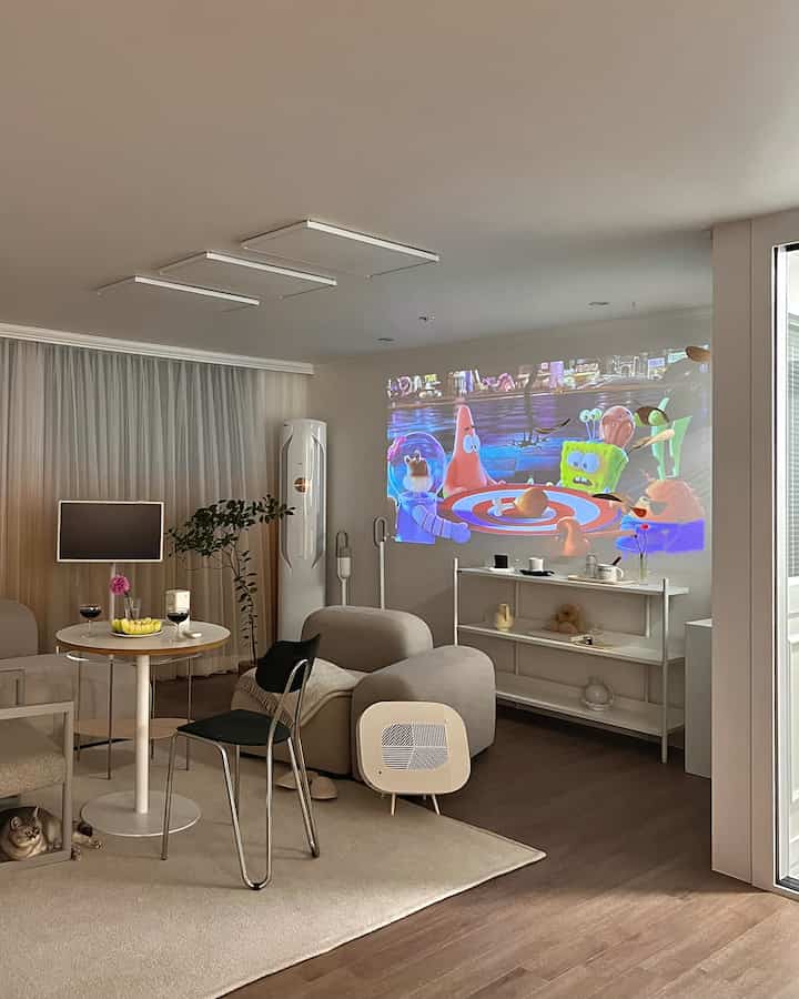 Marie˙ᵕ˙ | Jumat malam 🌙

Saya melewatkan hari Senin untuk liburan Chuseok, jadi rasanya akhir pekan datang lebih awal. Ini foto malam santai, tapi hari ini saya berencana menikmati malam santai seperti tadi malam. Ini adalah waktu untuk mengisi makanan lezat dan melakukan percakapan sepele sambil mendengarkan suara aneh SpongeBob. Ini waktu favoritku. Mari kita kesampingkan pemikiran rumit dan berpikir sederhana seperti SpongeBob. Selamat hari Jumat. 🤗

/ Minix MiniBeam dapat digunakan secara nirkabel setelah diisi dayanya, sehingga nyaman untuk dibawa kemana-mana. Unit utama memiliki fungsi speaker, sehingga Anda dapat menonton film dengan suara penuh. Sudah disetujui FDA sehingga Anda dapat menikmati kualitas gambar yang nyaman di mata Anda. 🤍 