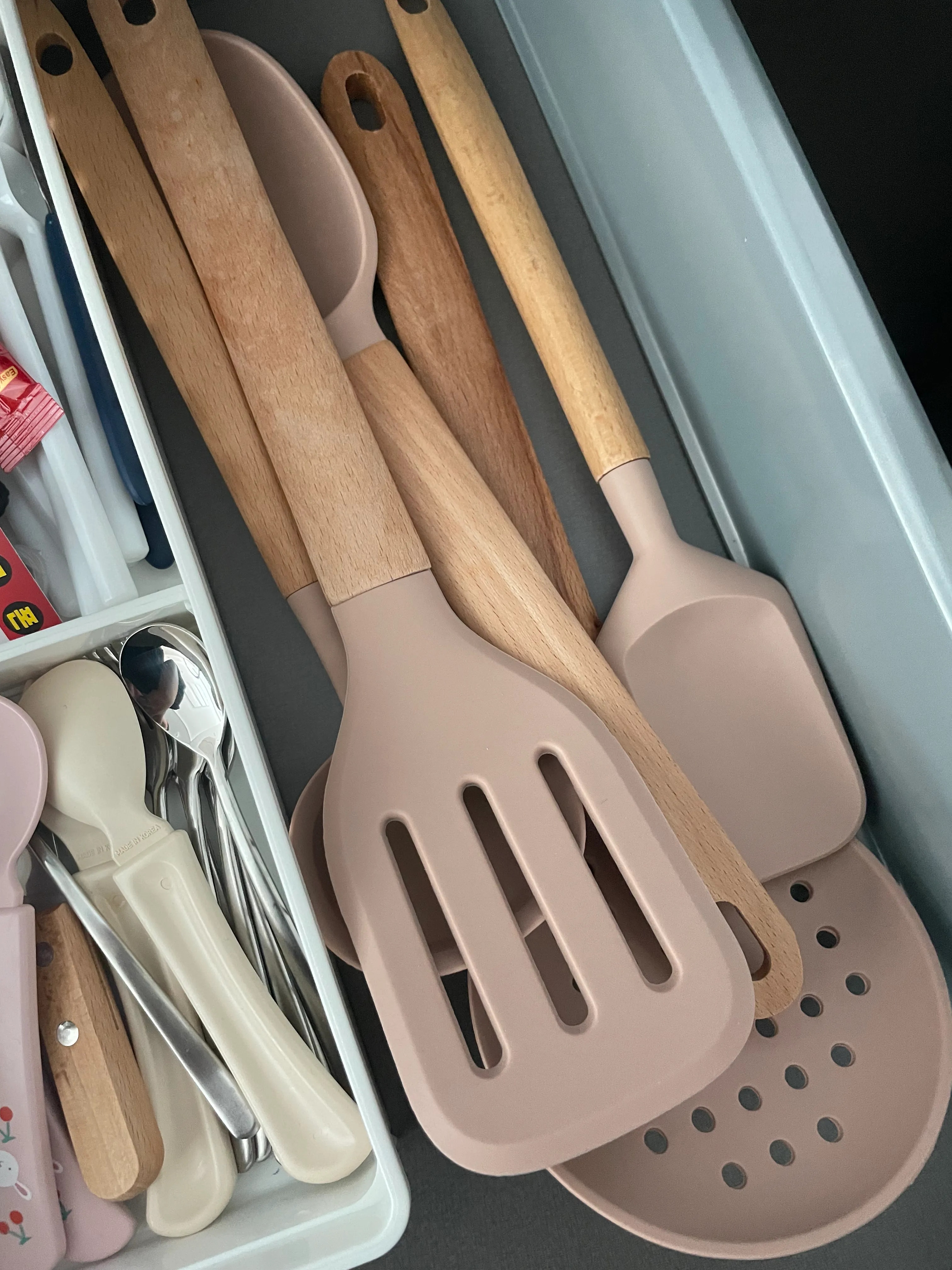 Neo Woody Pink Kitchen Utensil Set (4-Piece) user photo