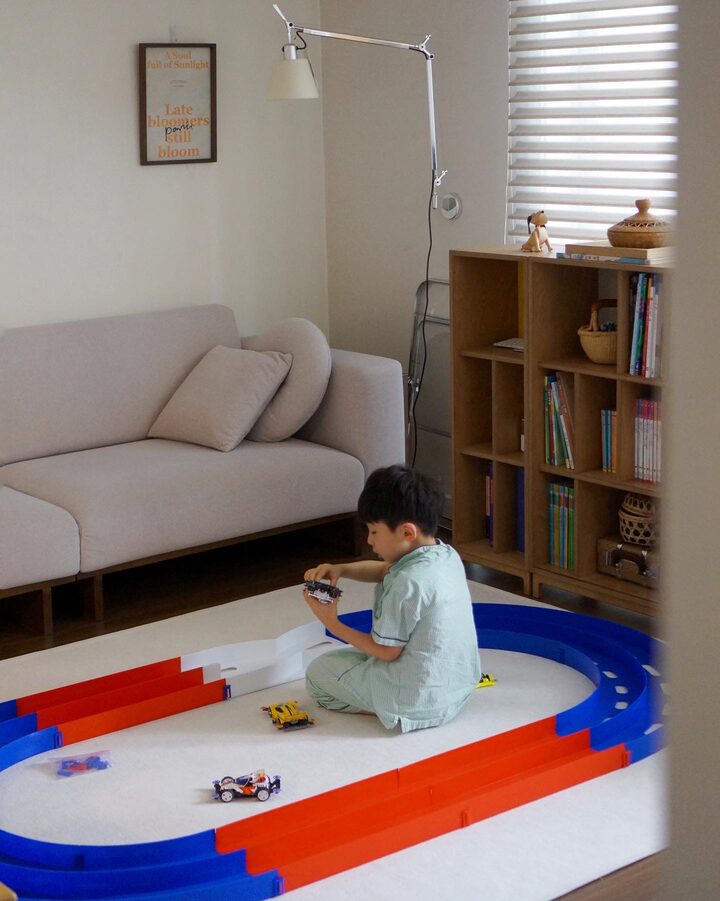 short form carousel card thumbnail