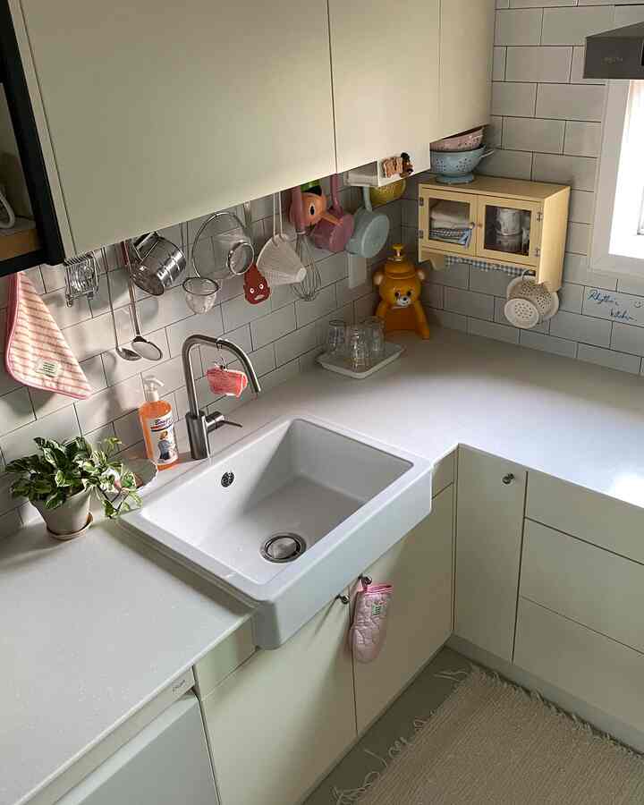 My kitchen is beautiful💛