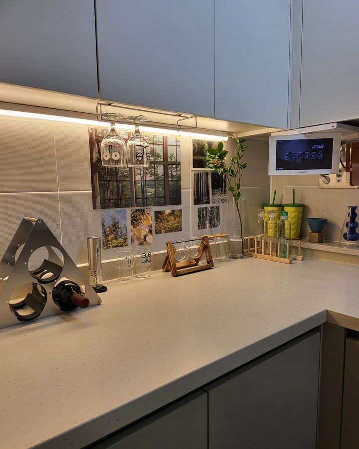 short form carousel card thumbnail