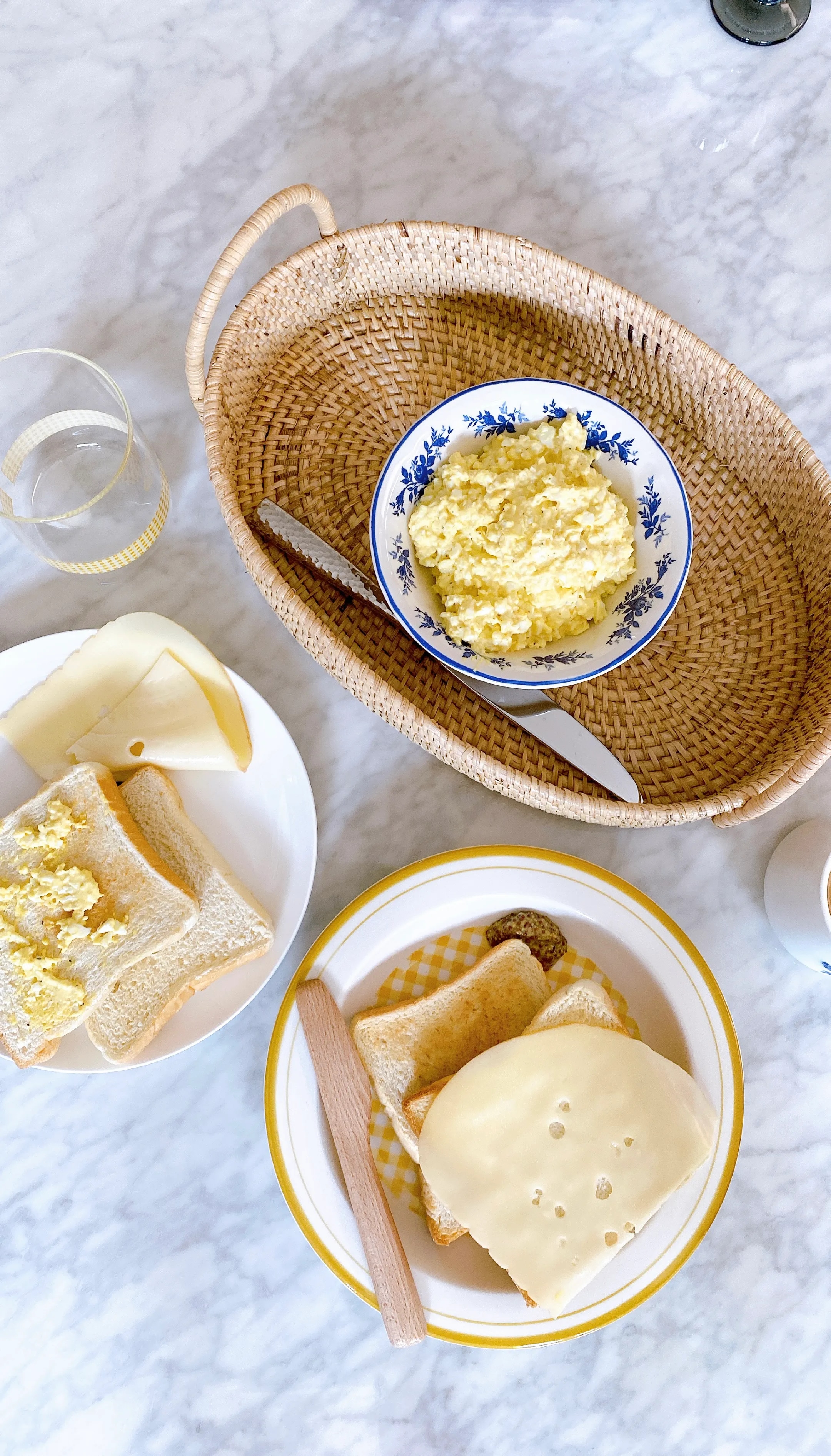 Claytan Vintage Floral Deep Plate user photo