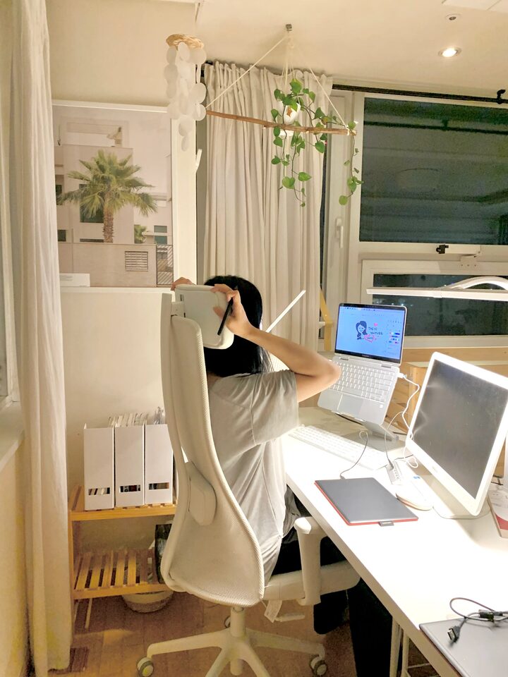 short form carousel card thumbnail