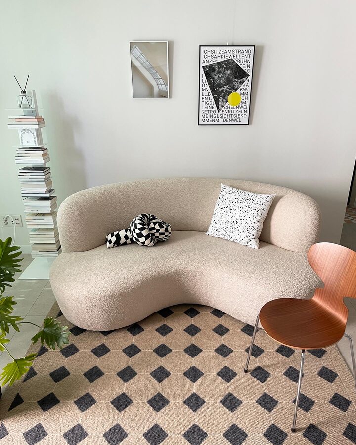 short form carousel card thumbnail