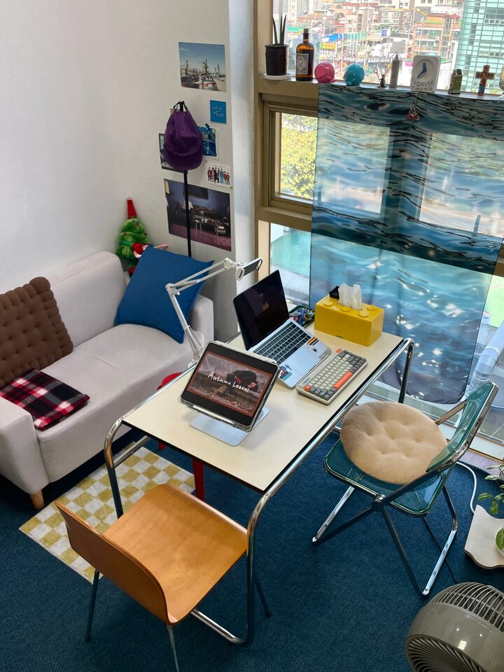 short form carousel card thumbnail