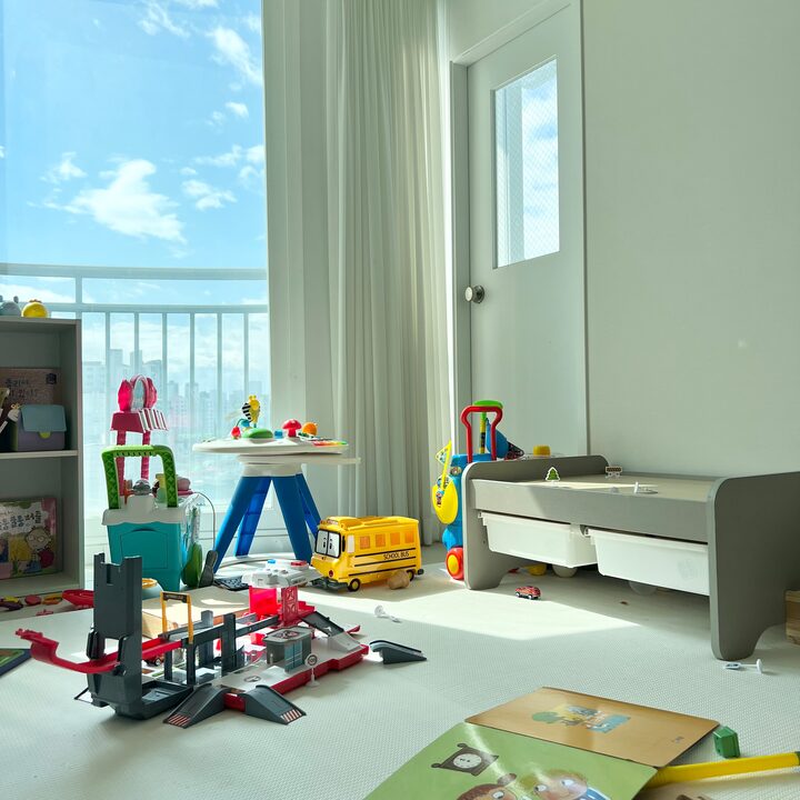 short form carousel card thumbnail