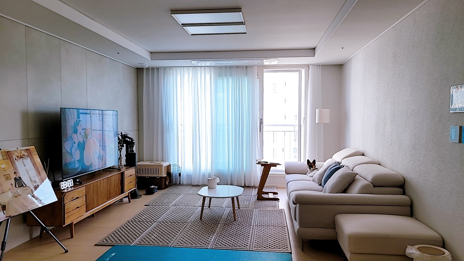 Plain Living Room Coffee Table user photo