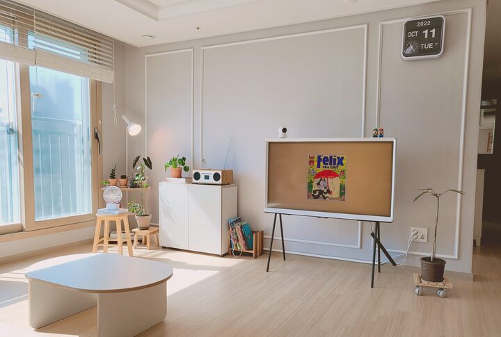 short form carousel card thumbnail