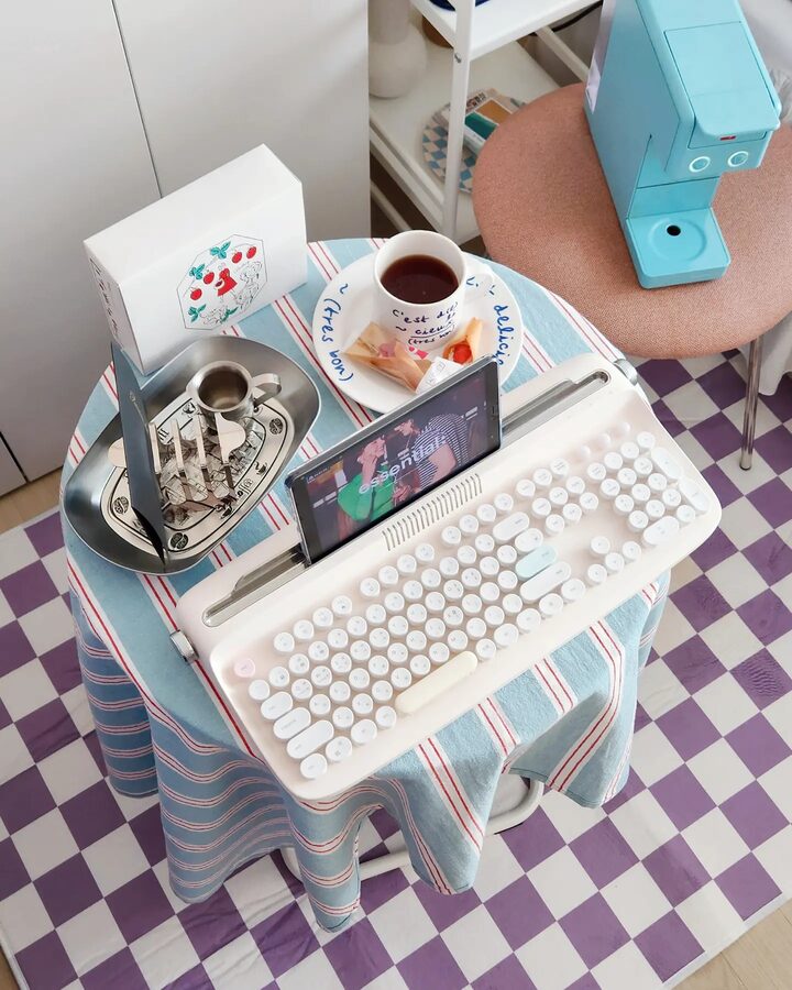 short form carousel card thumbnail