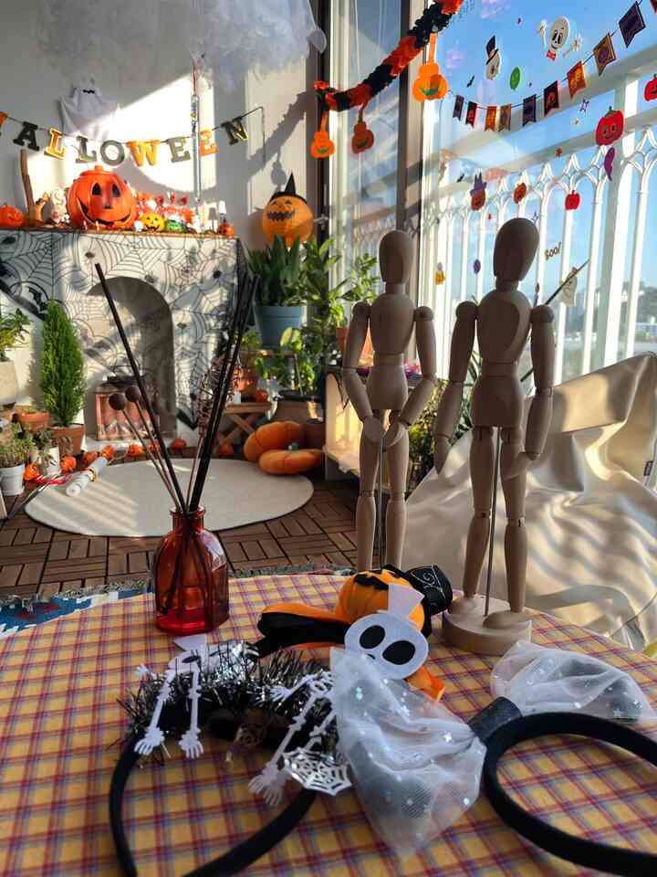 The veranda is wide, so it is the space that changes the most in our house. It is a meaningful space because it is a space where we decorate with our children and make memories every month, when there are events for each season.