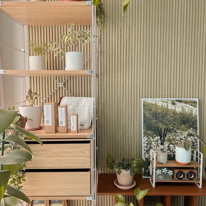 short form carousel card thumbnail