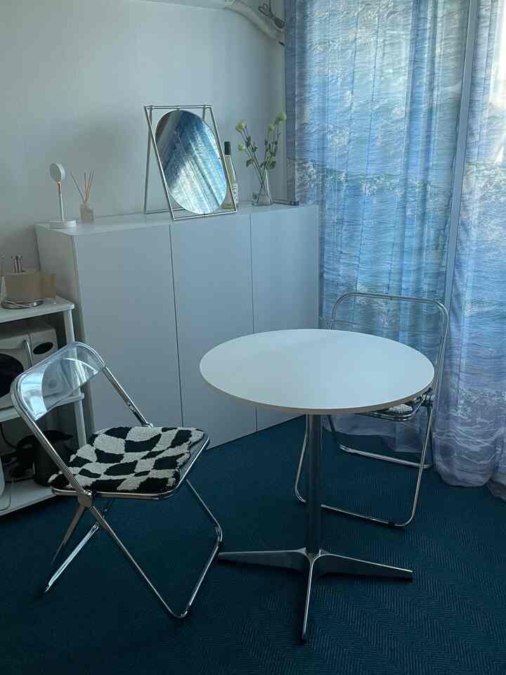 Tagged posts featuring Acrylic Folding Chair 2