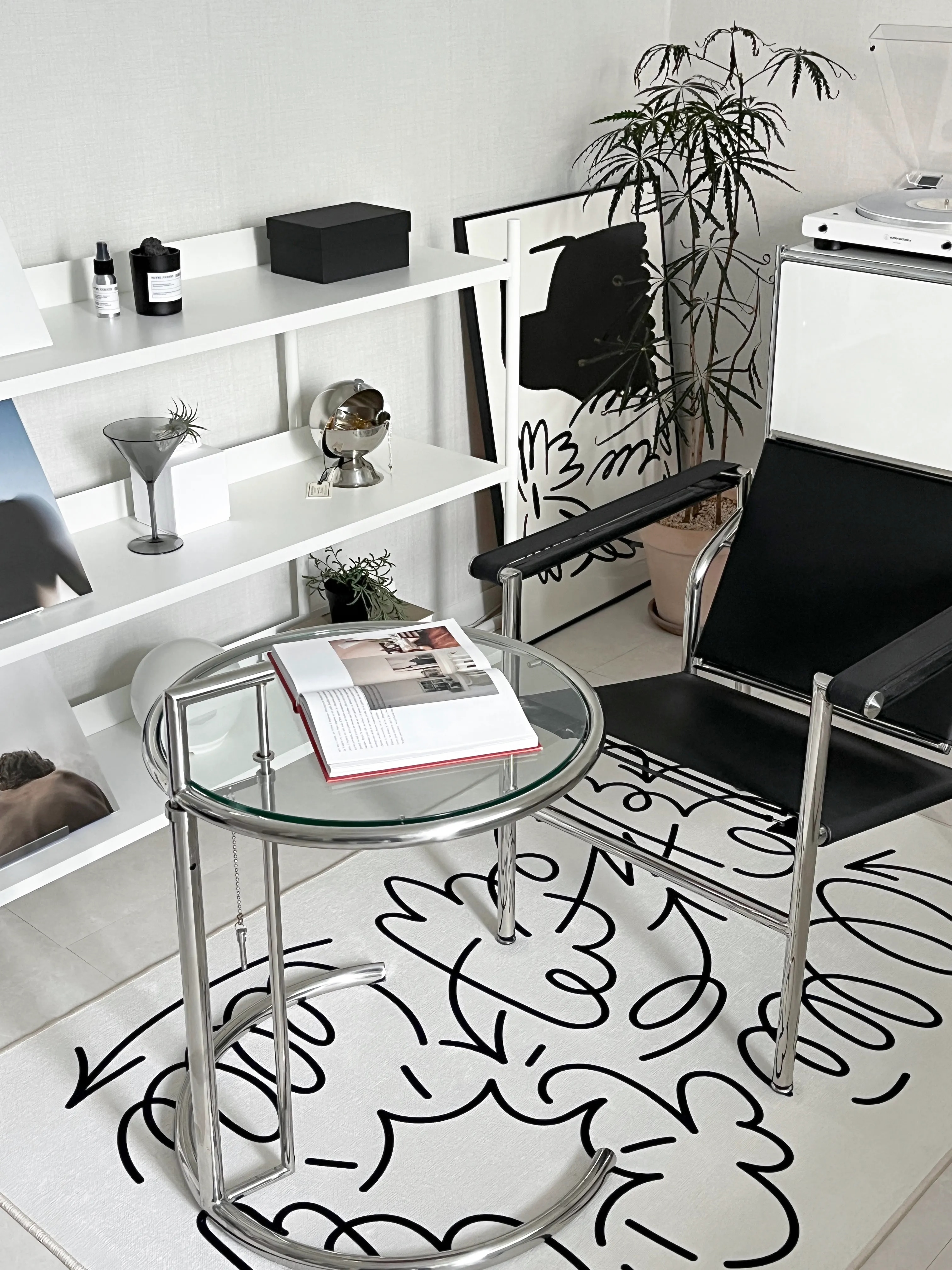 Doodle Pattern Area Rug user photo