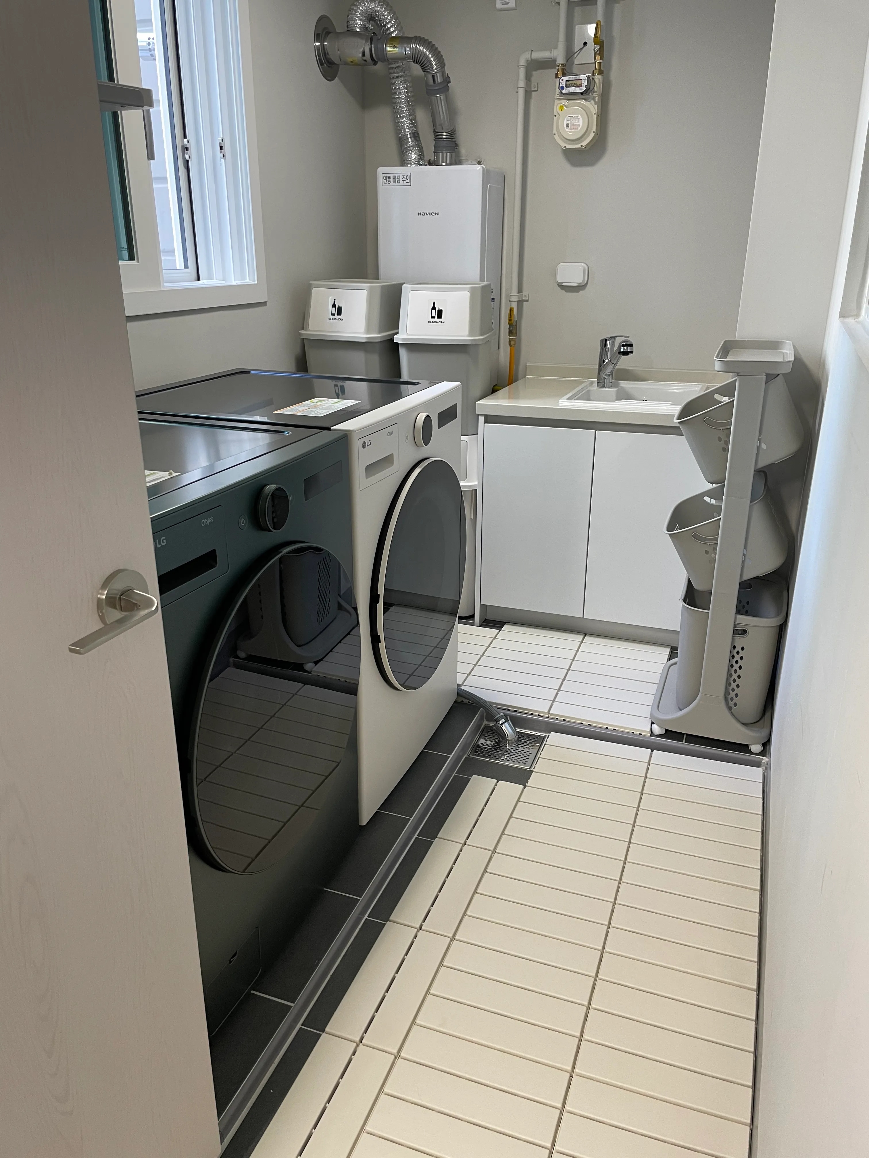 3-Tier Laundry Basket Cart user photo