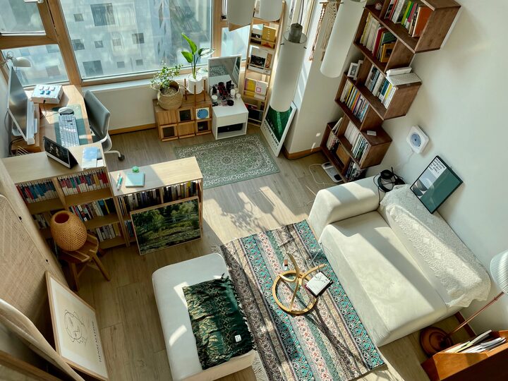 short form carousel card thumbnail