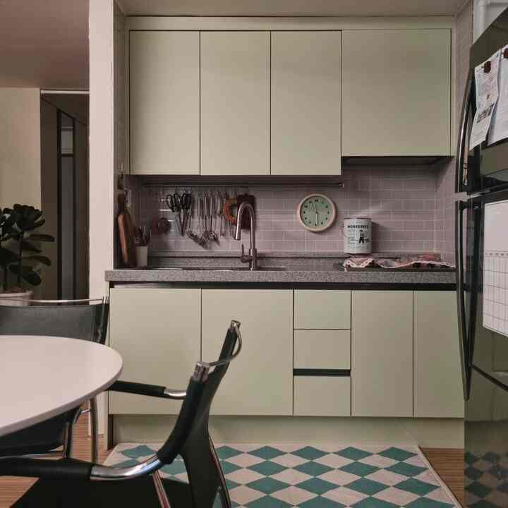 My kitchen is pretty even at night
You did a great job painting it ꈍ◡ꈍ

I went to Legoland over the weekend and was so tired
But home is the best

Even though it's small, it's love❤️
