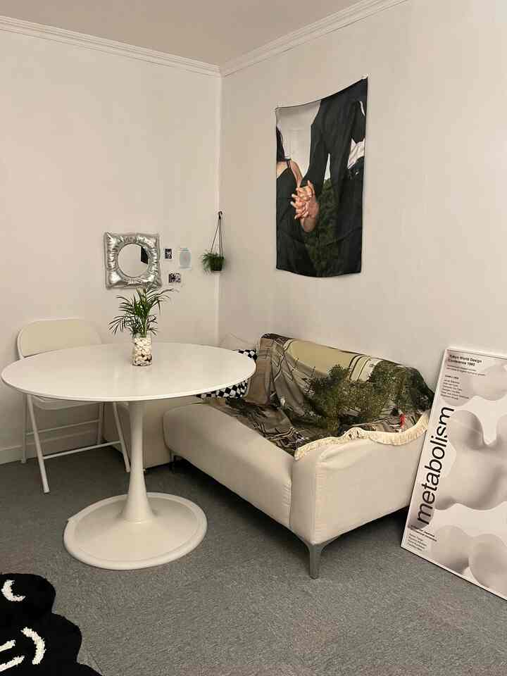 ポスター フレーム付き metabolism［8色・3サイズ］を使ったコーディネート 1