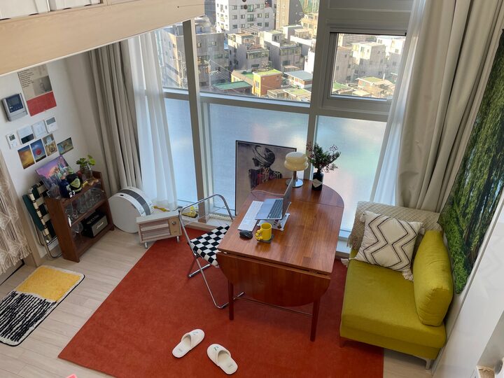 short form carousel card thumbnail