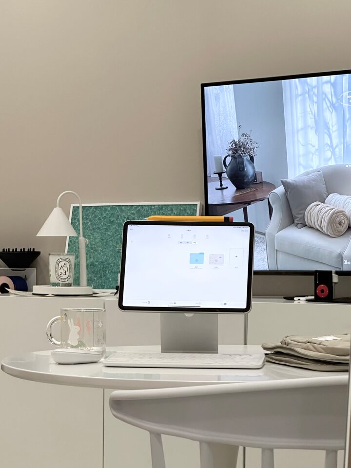 short form carousel card thumbnail