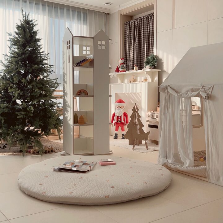 short form carousel card thumbnail