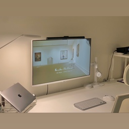 My room White desksetup