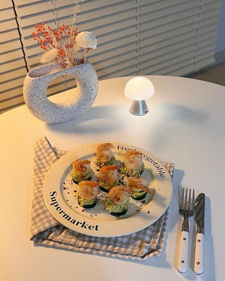 short form carousel card thumbnail