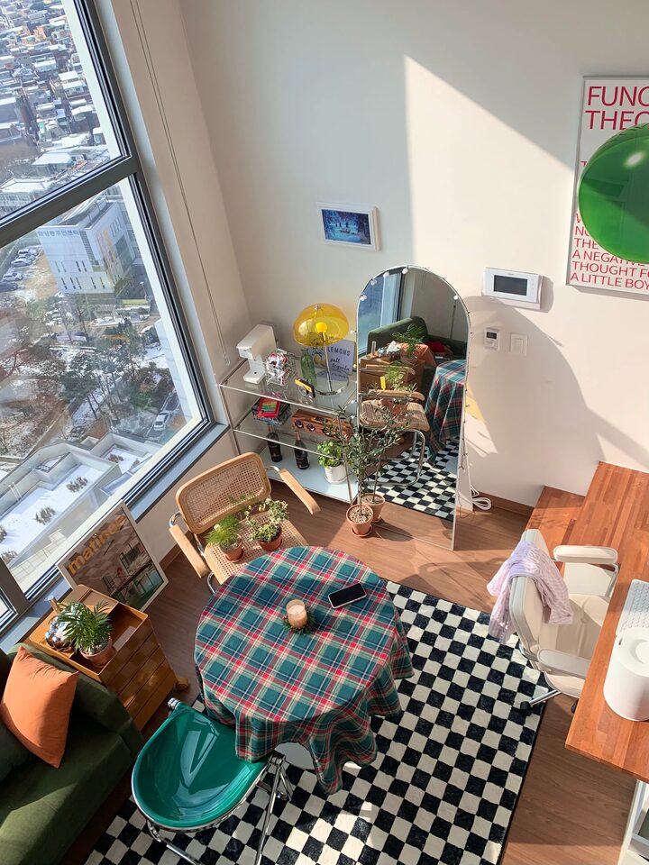 short form carousel card thumbnail