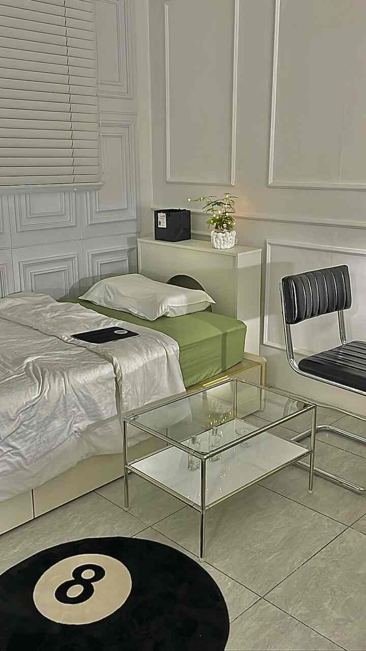 Transformed into my bed and lovely space
Black white green concept🖤🎱🤍