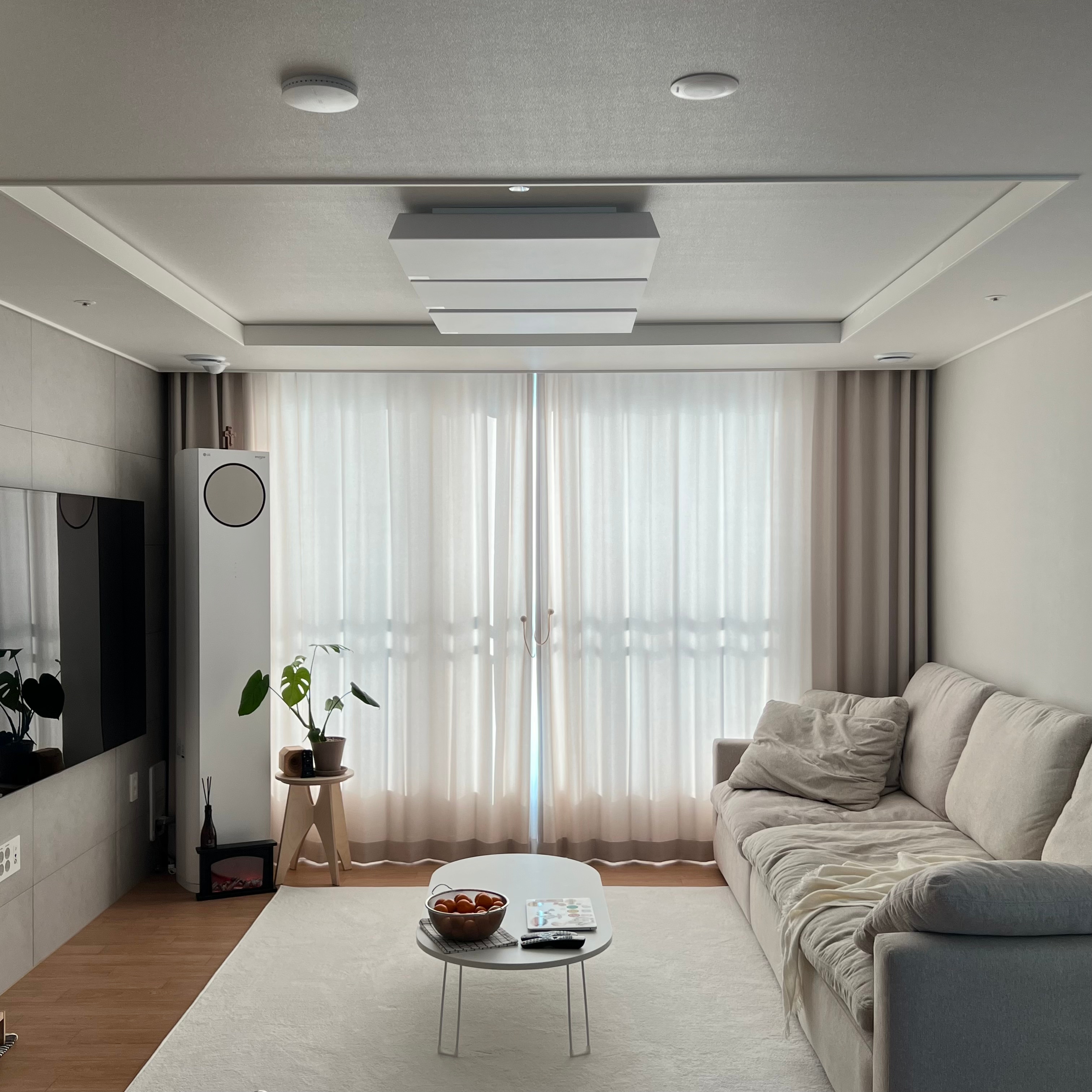 Foldable Oval Low Coffee Table user photo