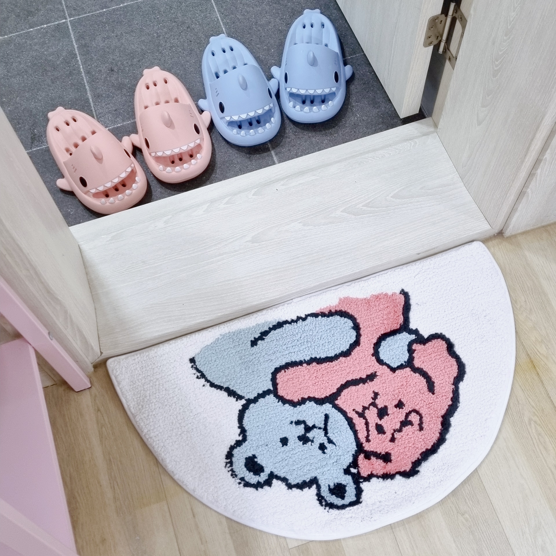 Hug Friends Soft Bath Mat user photo