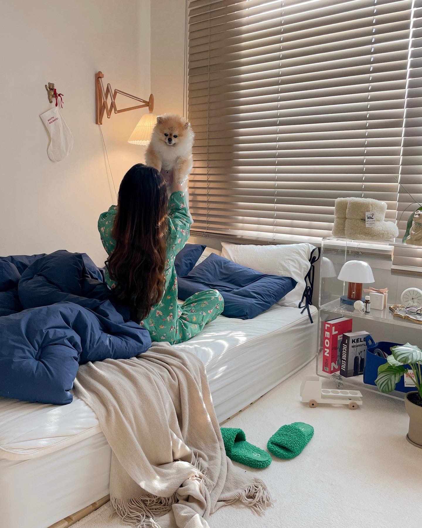Fluffy Fleece Noise-Reducing Slippers user photo