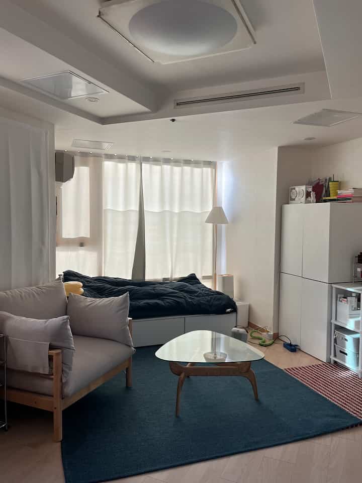 遮光カーテン マジックテープ/ポール通しタイプ［10色・2種・7サイズ］を使ったコーディネート 3