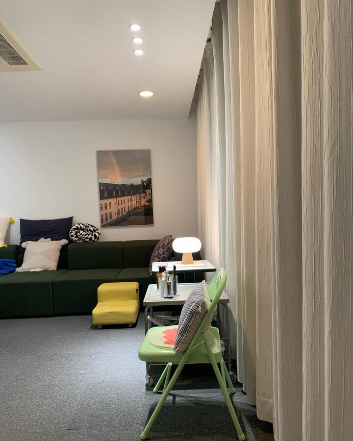 short form carousel card thumbnail