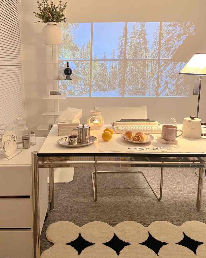 

Found a delicious Soogeum Bread restaurant in front of my house 💡

http://www.instargram.com/mornaliza_