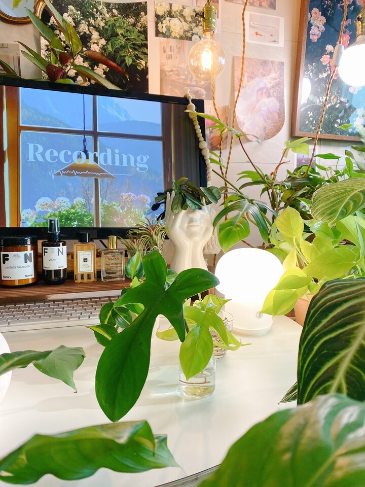 short form carousel card thumbnail