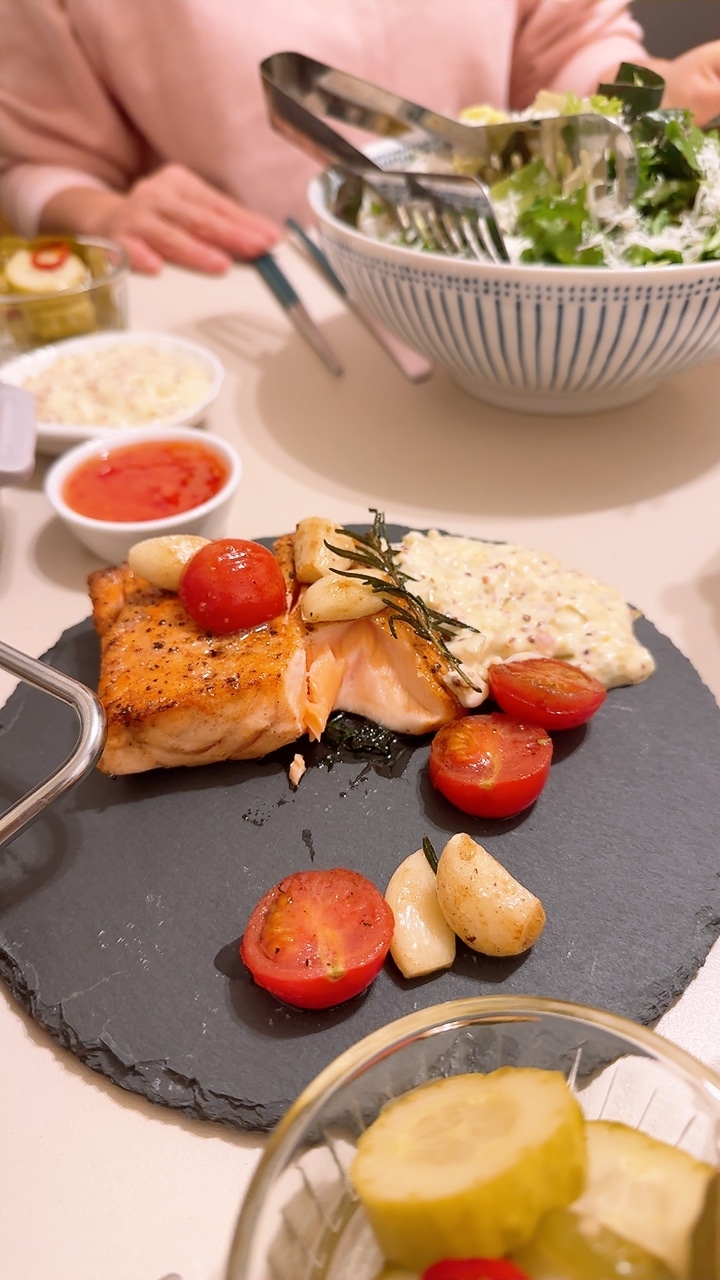 Belle Natural Slate Serving Plate – 8