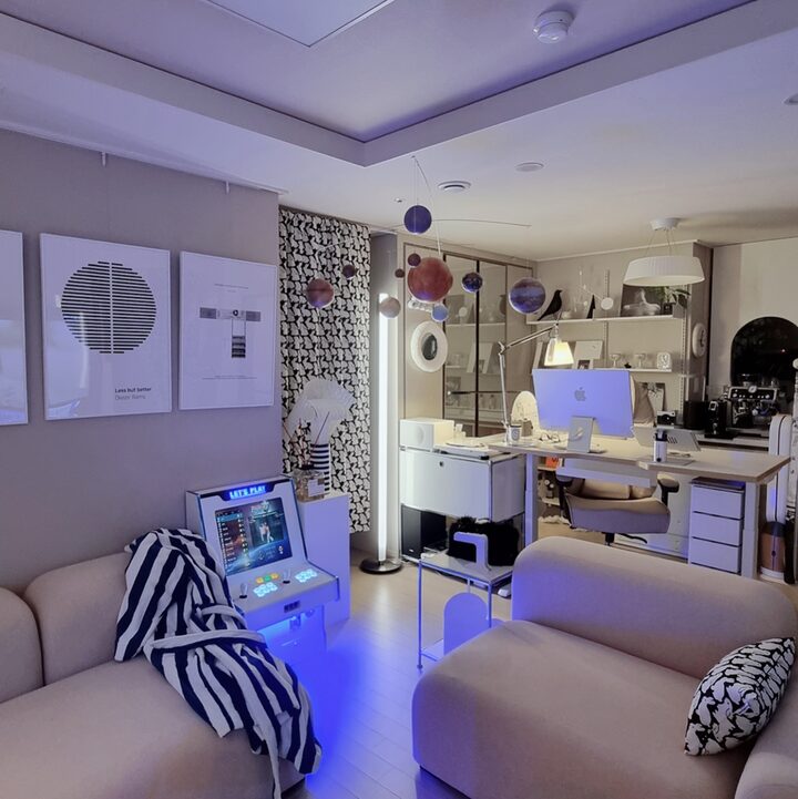 short form carousel card thumbnail