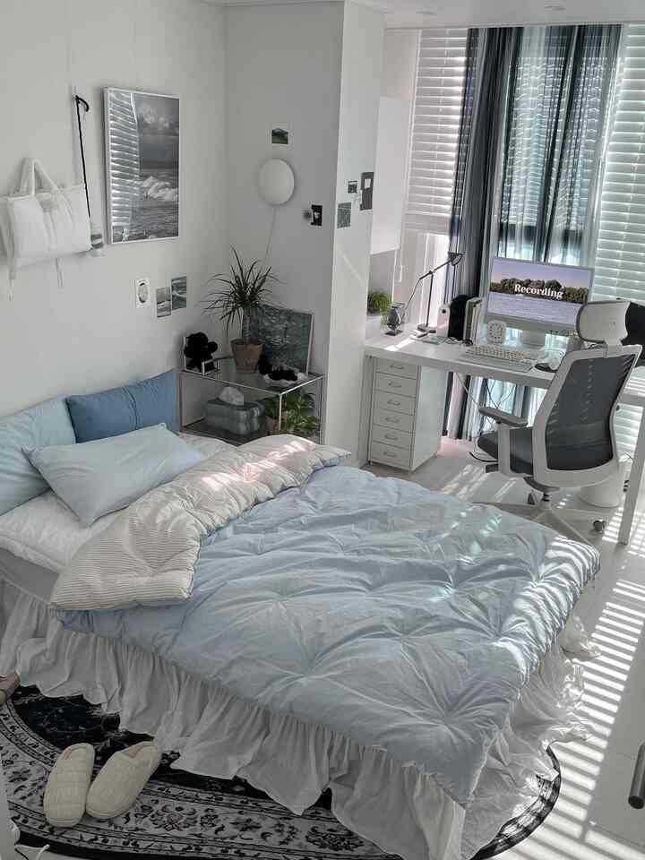 可愛すぎるソーダブルーカラー寝具に交換😇!!
両面違うデザインでポイントをあげることができてとても良いです😙🤍
軽くてふりをするまで。 .👍