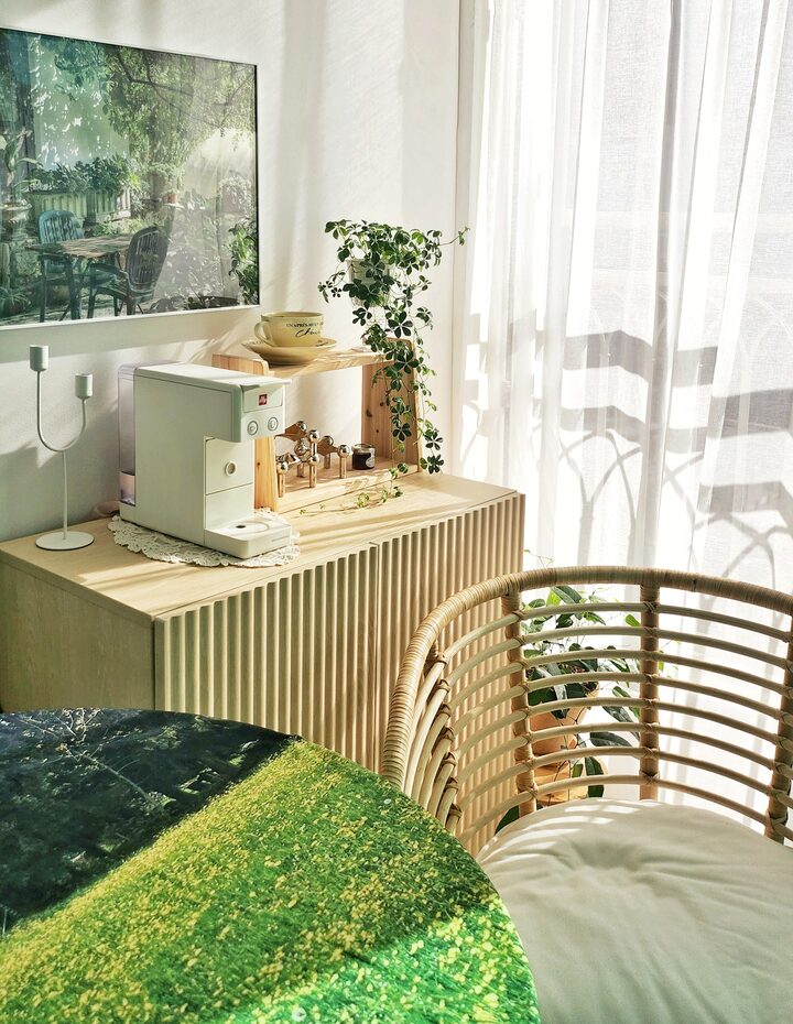 short form carousel card thumbnail