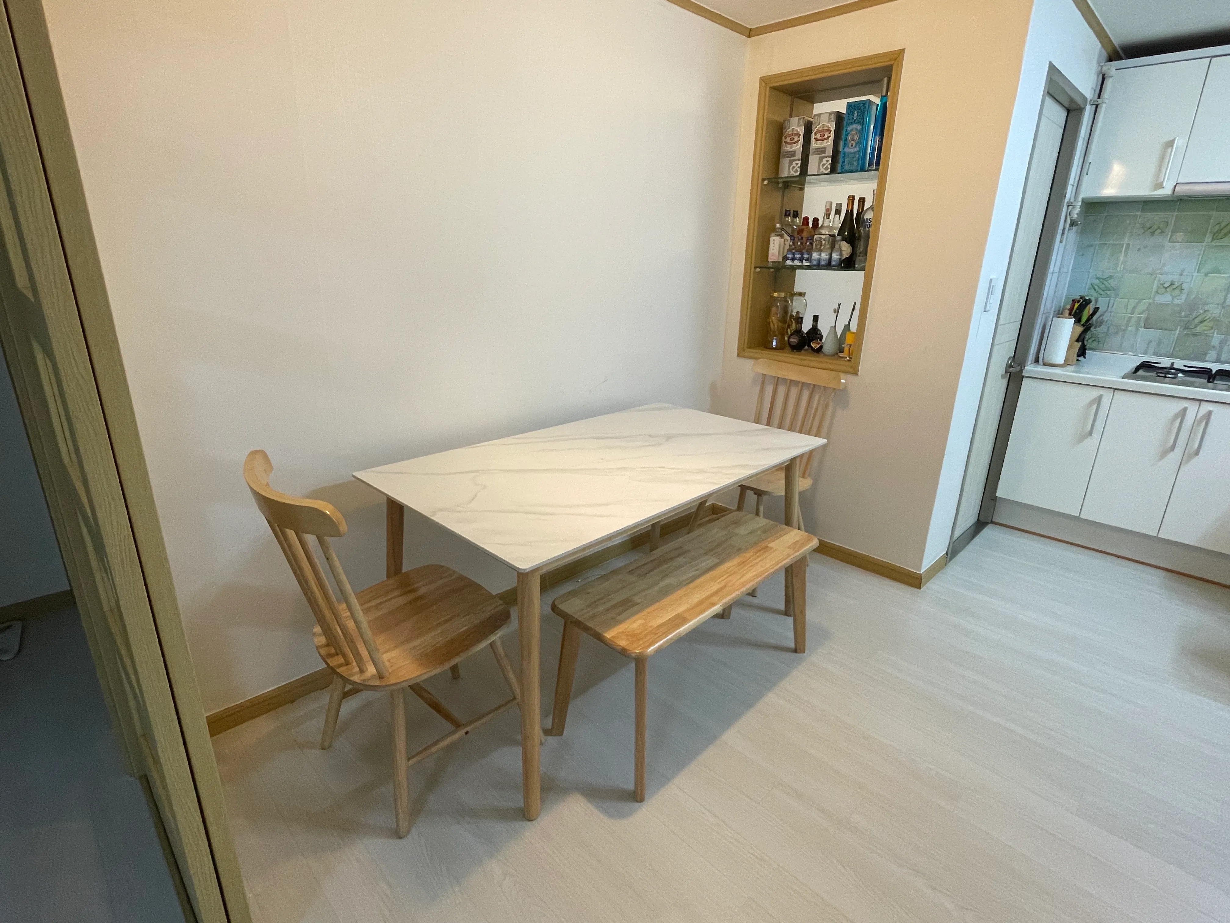 Ceramic Tabletop Solid Wood Frame Dining Table user photo