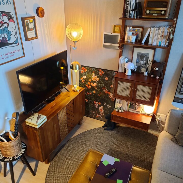 short form carousel card thumbnail