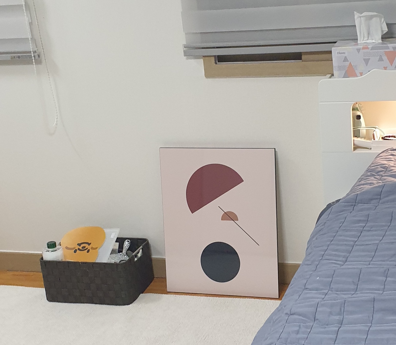 High-Gloss Folding Tray Table user photo
